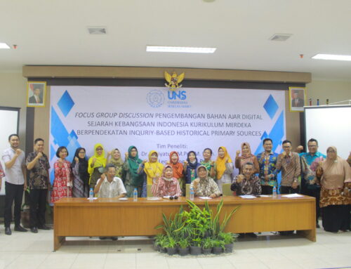 DOSEN PROGRAM STUDI PENDIDIKAN SEJARAH MENGEMBANGKAN BAHAN AJAR BERBASIS SUMBER PRIMER SEJARAH