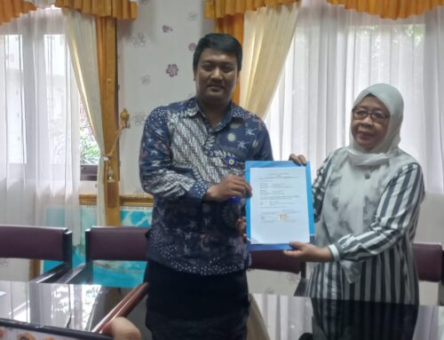 PRODI PENDIDIKAN SEJARAH FKIP UNS TEKEN IMPLEMENTATION AGREEMENT DENGAN UPY